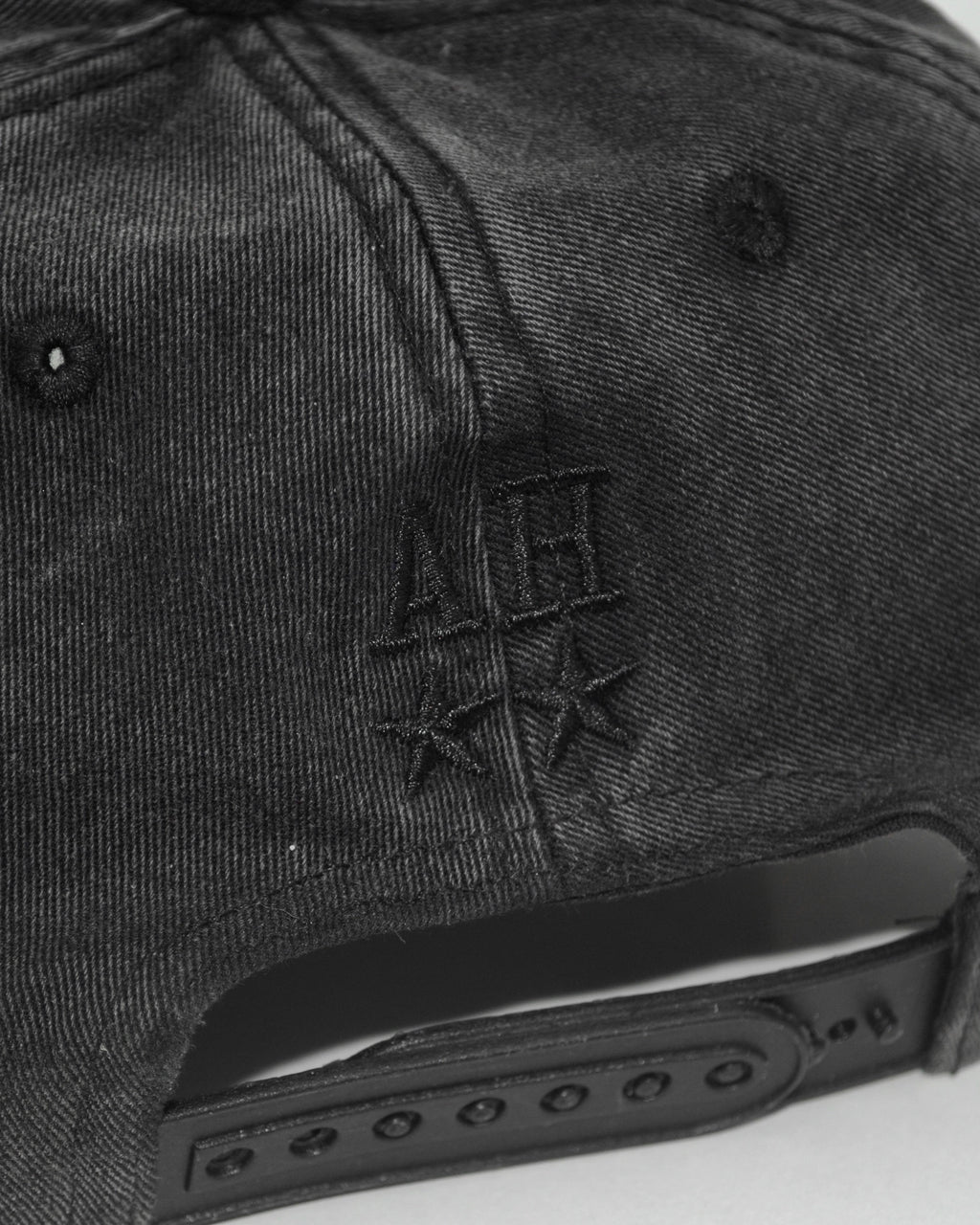 SCRIPT LOGO HAT